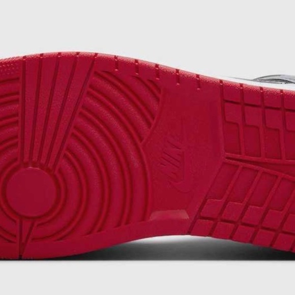 Nike Air Jordan 1 Black Cement Grey DQ 8426-006 men 7 - Picture 7 of 11